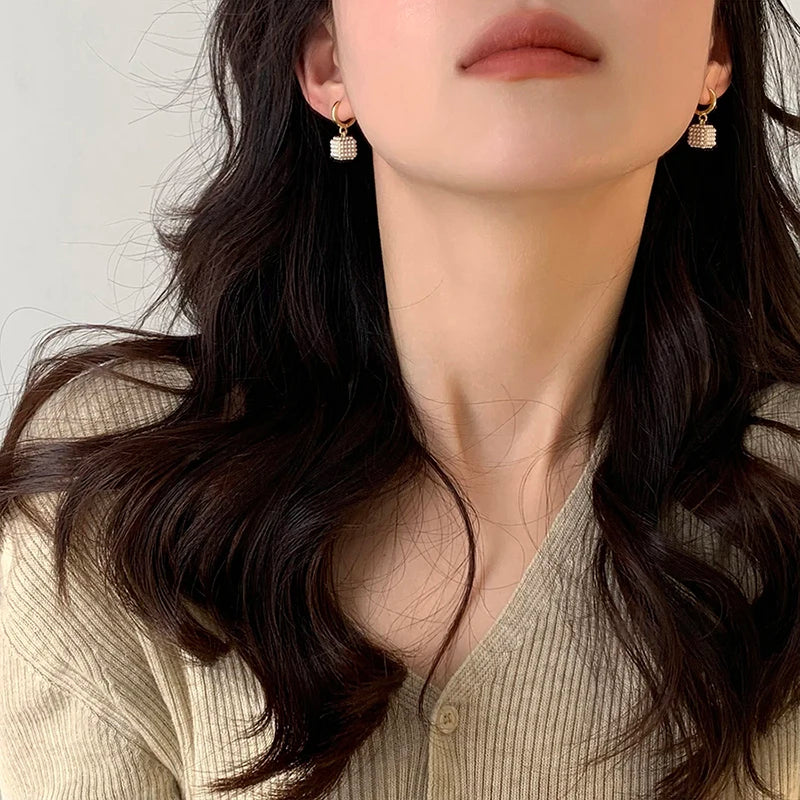 Premium Pearl Stereoscopic Square Pendant Earrings Eardrop party Girl’s Luxury