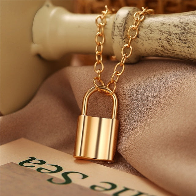 17KM Gothtic Gold Lock Chunky Chain Necklace For Women Men Big Chain Unlockable Lock Key Pendant Necklaces Exaggerated Jewelry