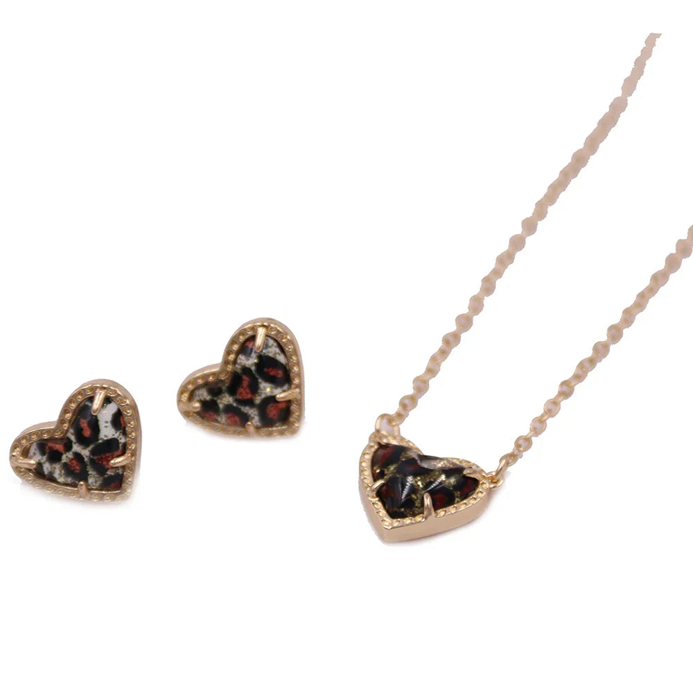 Gift Glitter Abalone Stone Small Heart Shaped 3D Resin Shell Mini Love Necklaces for Women Pendants-Dollar Bargains Online Shopping Australia