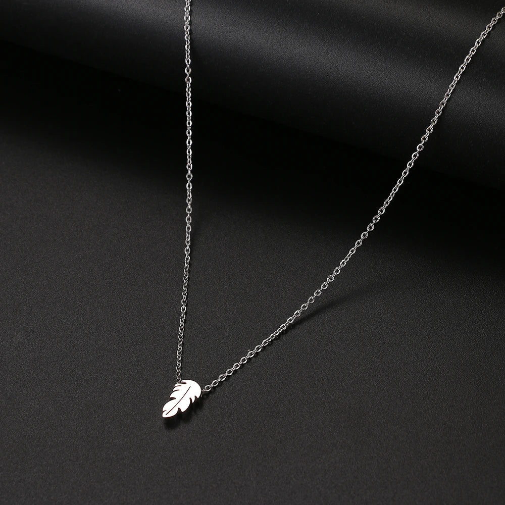 Stainless Steel Necklaces Minimalist Four-leaf Clover Geometric Style Fashion Chain Necklace for Women Collar Pendant Jewelry-Dollar Bargains Online Shopping Australia