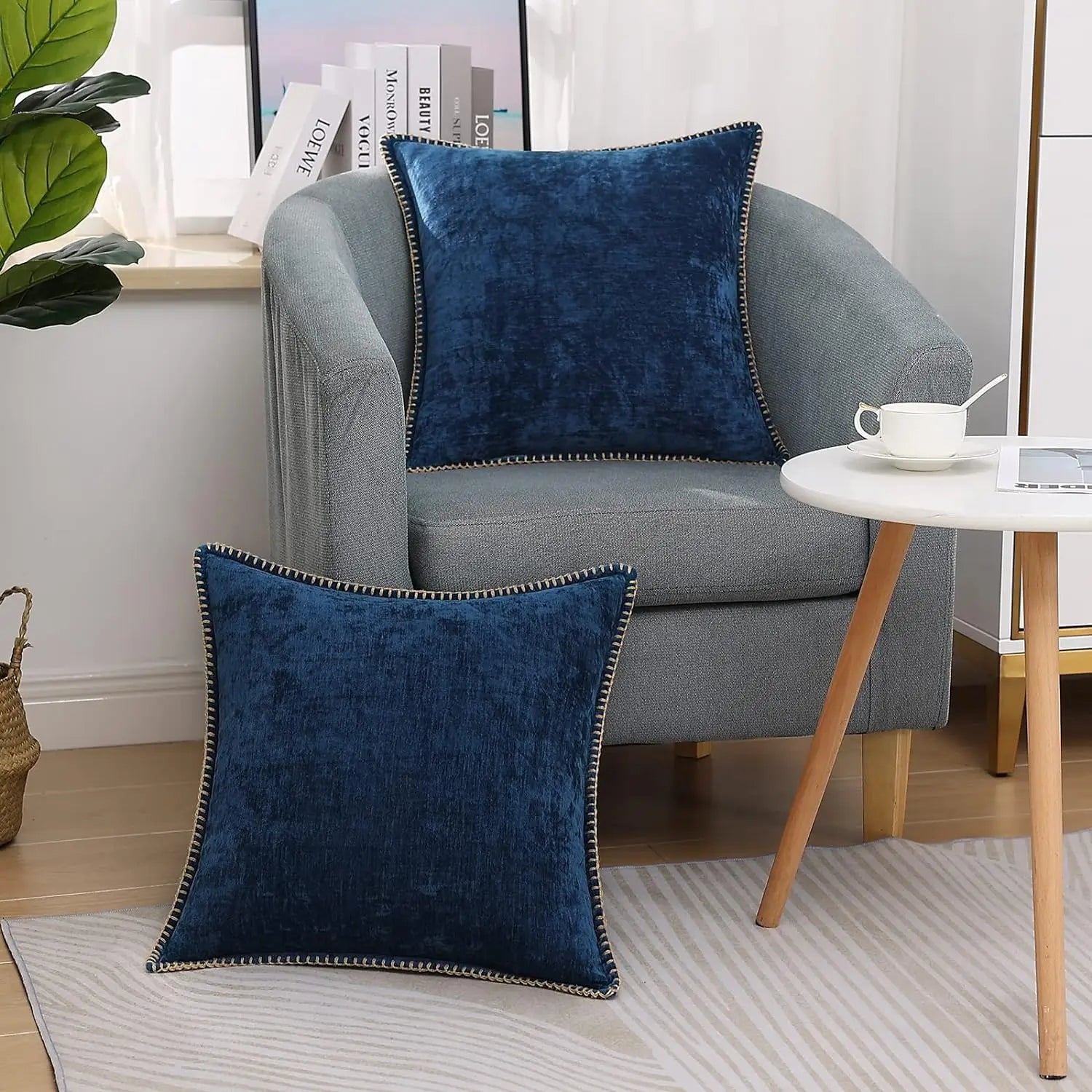 Velvet Chenille Cushion Covers Blue Pillow Cover with Stitched Edge Luxury Throw Decorative Pillows for Sofa Home Decro