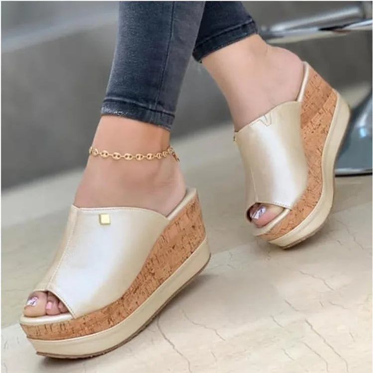 Summer Peep Toe Sandals Fashion Platform Slippers Outdoor Casual Flip Flops