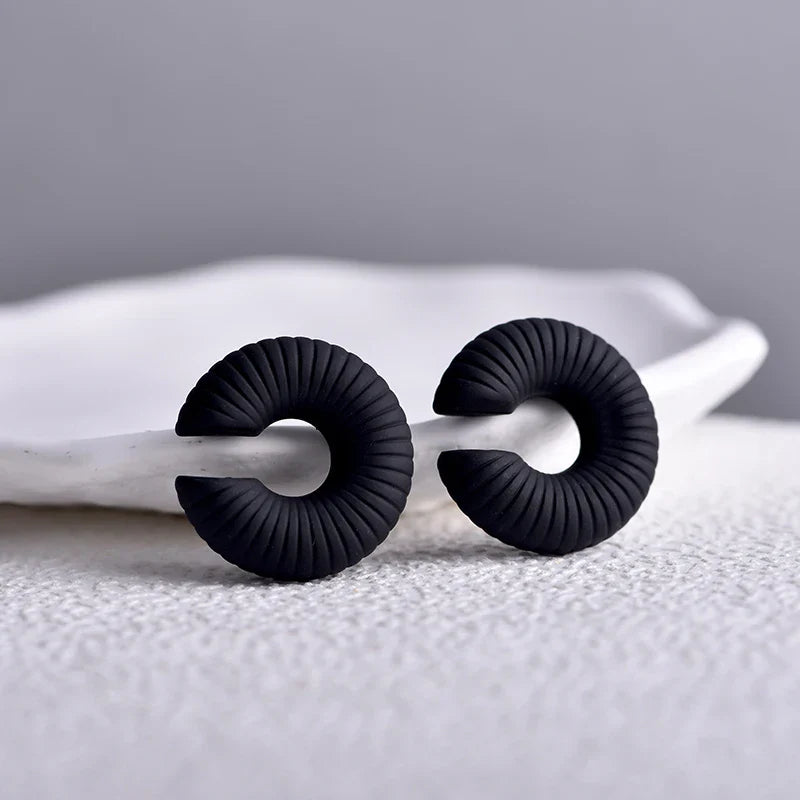 Round Circle Clip Earrings For Women C Shape Acrylic Red Blue Black Pink No Pierced Cartilage Lightweight Ear Cuff-Dollar Bargains Online Shopping Australia