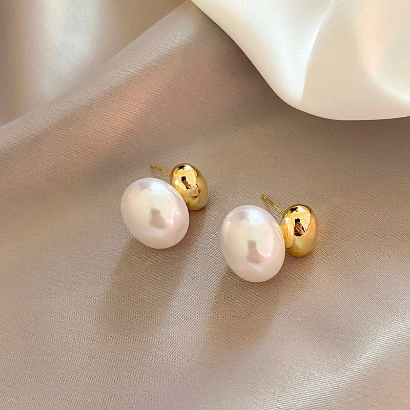 Elegant Gold Color Bean Spliced Flat Pearl Earrings for Korean Fashion Jewelry Party Women's Sweet Accessories