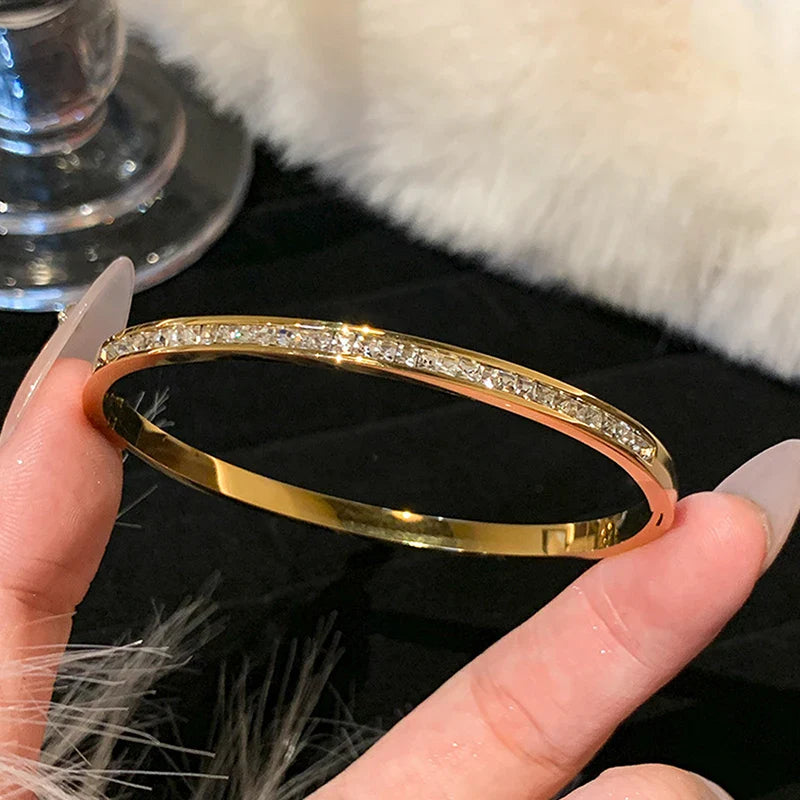 Golden Titanium Steel Non-Fade Bracelet Female Plain Ring Zircon Bracelet Light Luxury Niche Bracelet-Dollar Bargains Online Shopping Australia