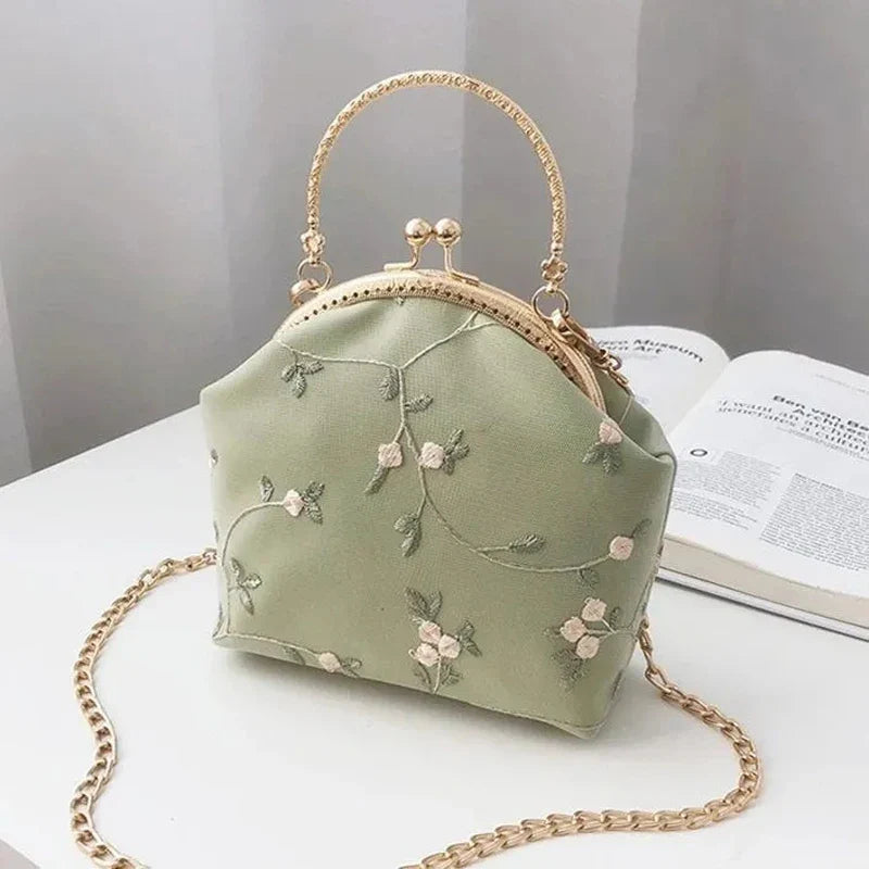 Vintage Embroidery Lace Flowers Shell Lock Purses for Women Wedding Bag Small Chain Women Shoulder Crossbody Bag Fringe Bags-Dollar Bargains Online Shopping Australia