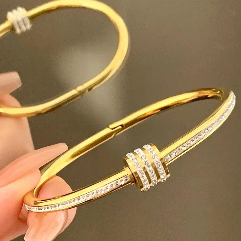 Golden Titanium Steel Non-Fade Bracelet Female Plain Ring Zircon Bracelet Light Luxury Niche Bracelet-Dollar Bargains Online Shopping Australia
