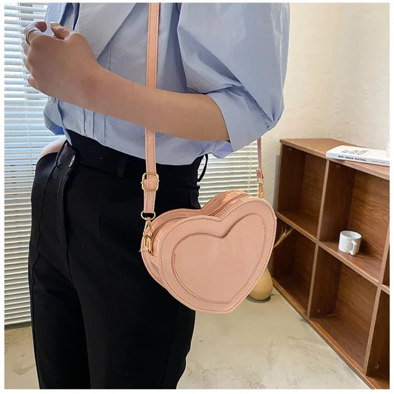 Crossbody Bags Purses Cute Peach Heart Shaped Handbags Trendy Fashion Simple Western Style Popular Bags for Women