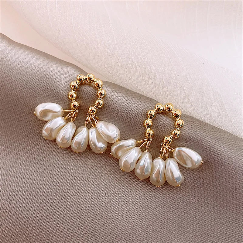 White Shell Flower Pearl Stud Earrings For Women Ball Double Side Elegant Earrings set Exquisite Vintage Fashion Jewelry-Dollar Bargains Online Shopping Australia
