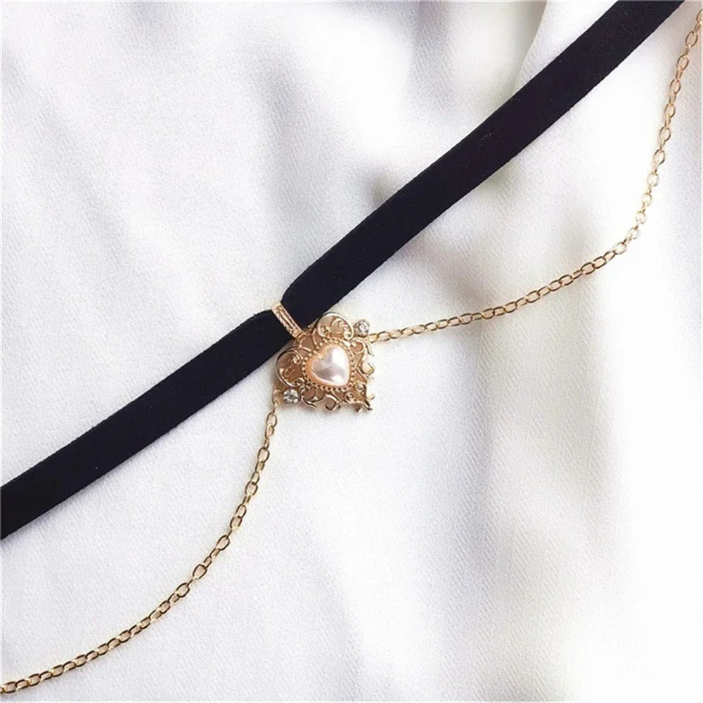 Vintage Baroque Heart Pearl Necklace Elegant Love Multilayer Choker For Women Clavicle Chain Party Wearing Jewelry Accessories