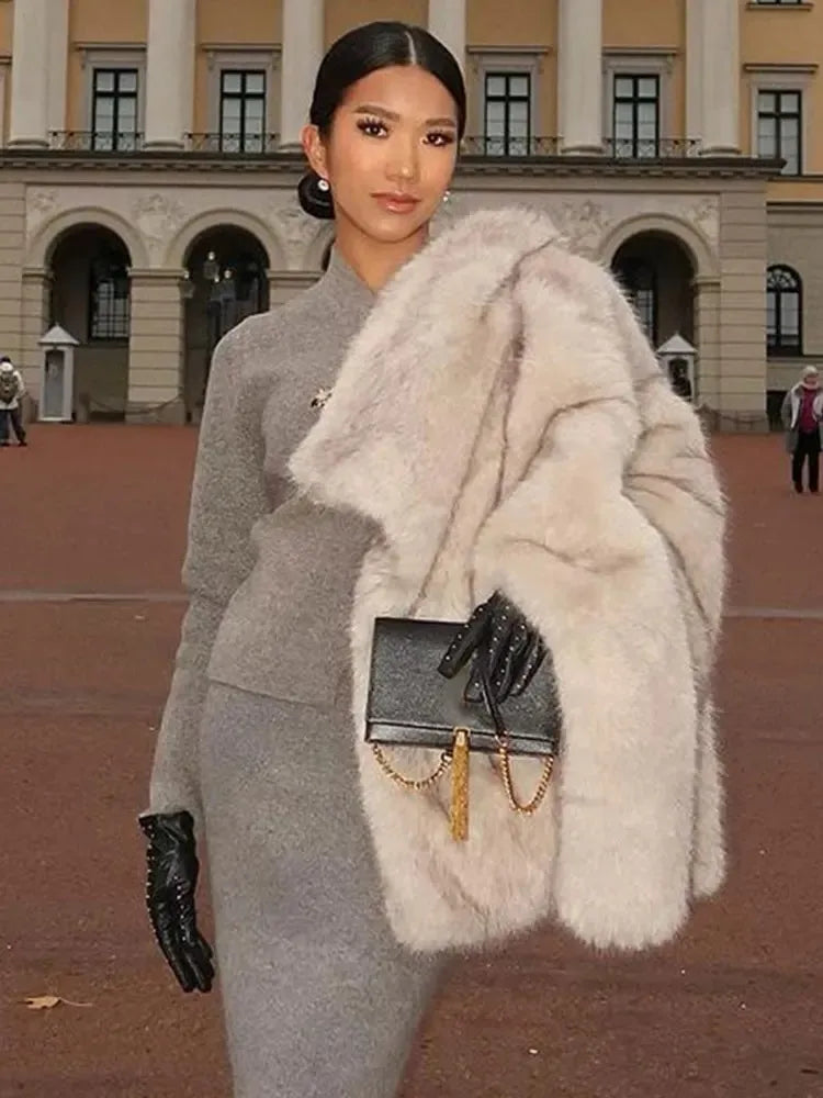 Luxury Fluffy Faux Fur Women Jacket Winter Long Sleeve Shaggy Overcoats Thick Warm Fox Fur Coat Female Street Outerwear
