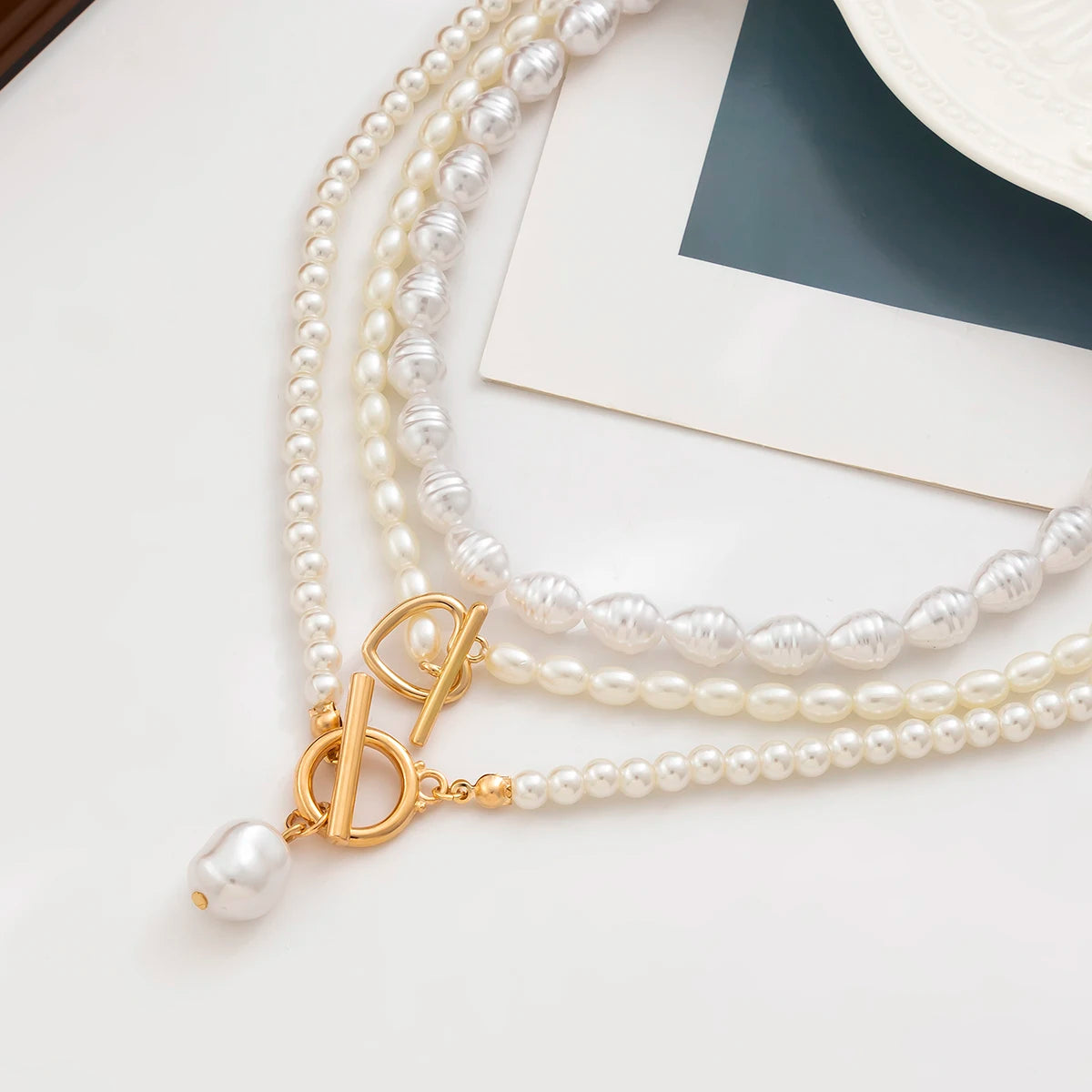 Vintage Imitation-Pearl Heart OT Buckle Pendant Necklace Women Wedding Bridal Bead Chain Neck Accessories Jewelry New