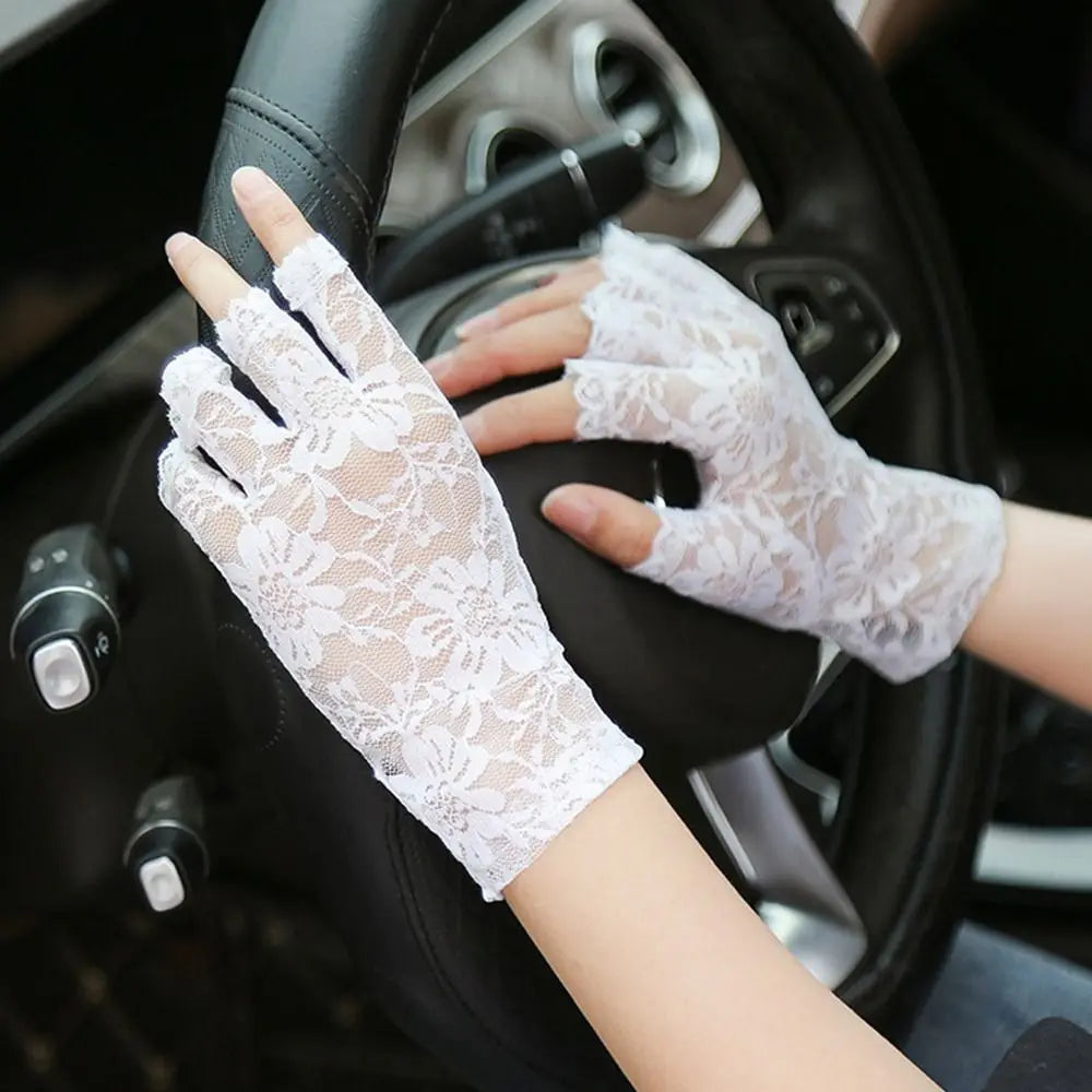 Women Sexy Dressy Lace Gloves Sunscreen Short Gloves Fingerless Lace Driving Gloves Summer Mittens Wedding Accessories