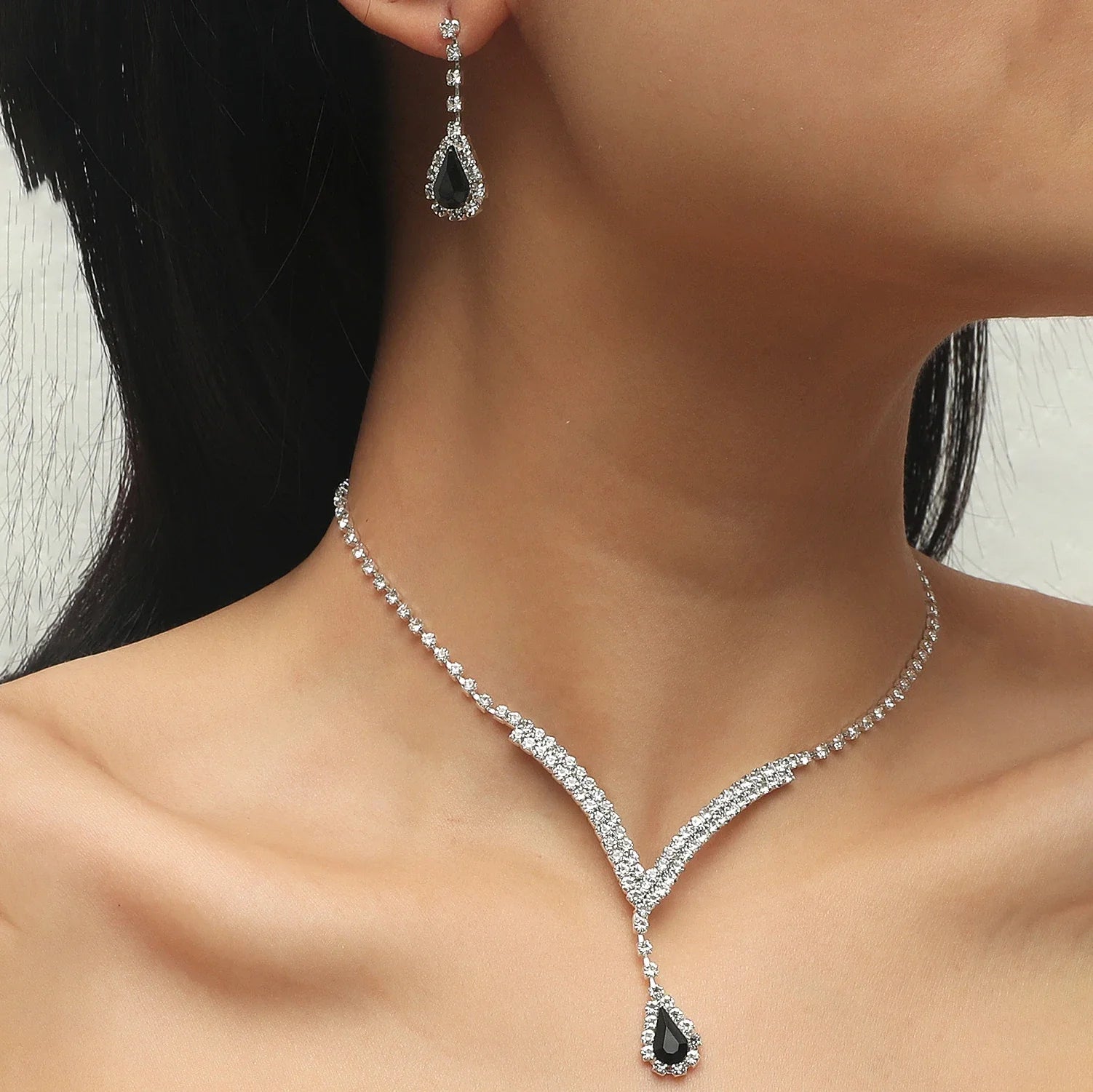 Sparkling Silver Color Crystal Collar Chain Choker Necklace Bridal Women Wedding Party Diamante Rhinestone Choker Jewelry Gifts-Dollar Bargains Online Shopping Australia