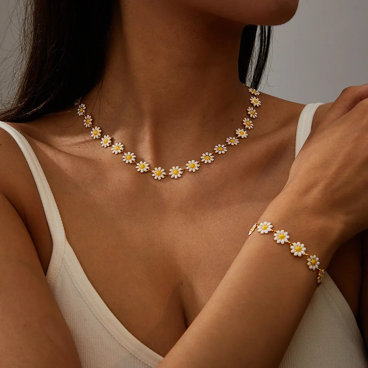 Multicolored Flower Daisy Pendant Necklace for Women Accessories Creative Flower Neck Chain Card Neck Chain Necklace-Dollar Bargains Online Shopping Australia