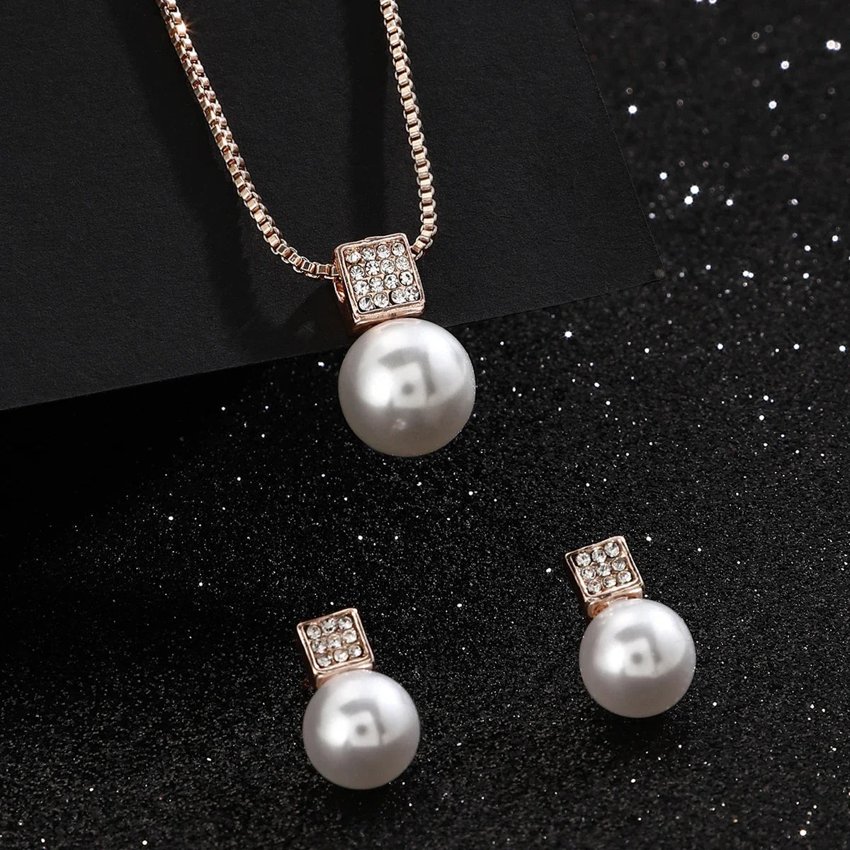 Fashion Women Elegant Pearl Necklace Earrings Rhinestones Geometry Necklaces Bride Wedding Party Jewelry Set Gifts New-Dollar Bargains Online Shopping Australia