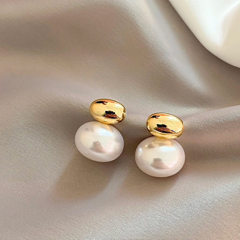 Elegant Gold Color Bean Spliced Flat Pearl Earrings for Korean Fashion Jewelry Party Women's Sweet Accessories