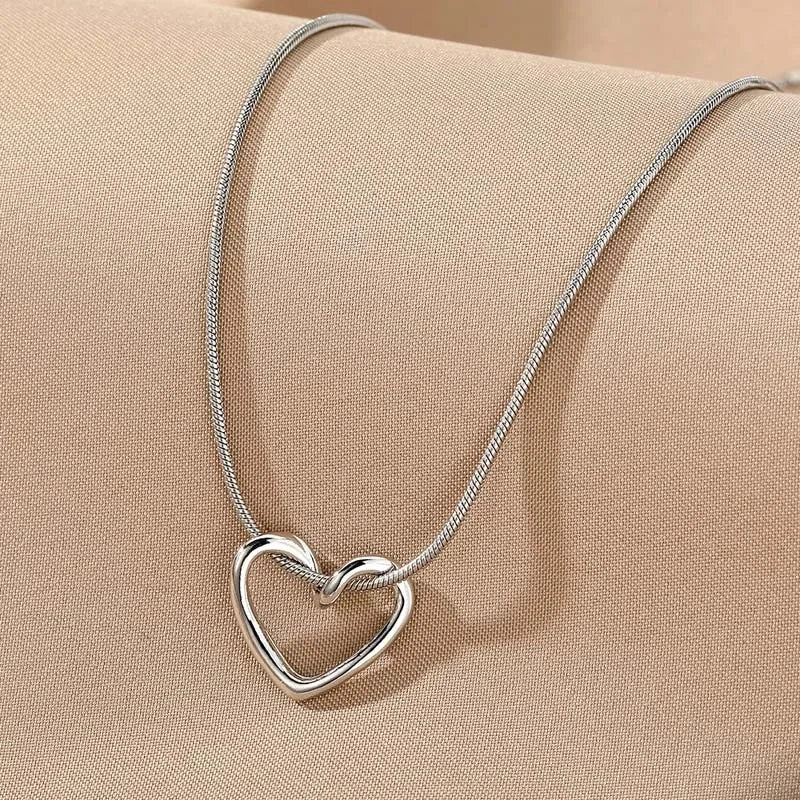 Love Heart Silver Necklace For Women Elegant Fashion Punk Party Pendant Chain Birthday Gift Sweet Accessories Charm Jewelry-Dollar Bargains Online Shopping Australia