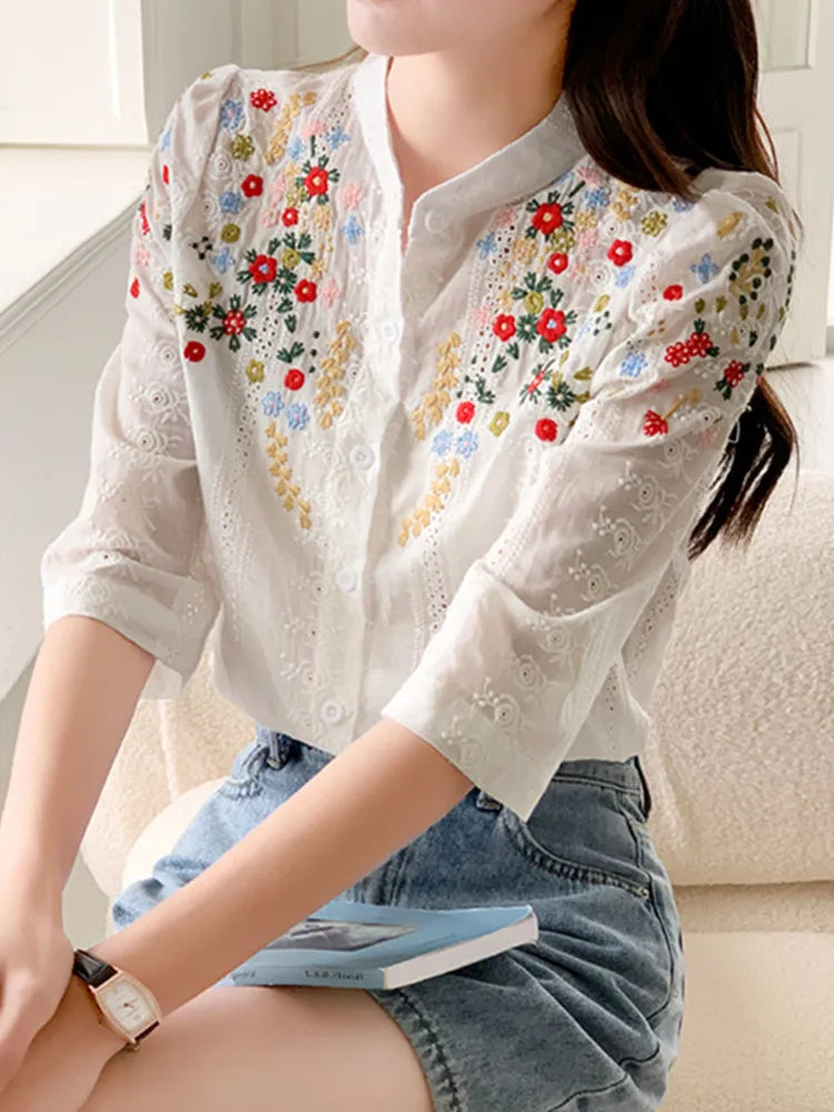 Vintage Embroidered Flower Jacquard Shirt For Women Romantic Gentle Style Versatile Stand Collar Shirt