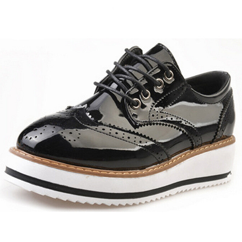 England Style Women Shoes Trifle Oxfords Carved Vintage Bullock Shoes Woman Lace-up Fashion Platform Creppers XWD4395-Dollar Bargains Online Shopping Australia
