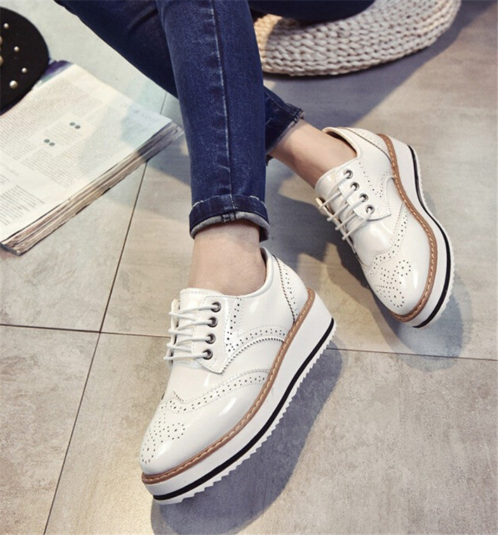 England Style Women Shoes Trifle Oxfords Carved Vintage Bullock Shoes Woman Lace-up Fashion Platform Creppers XWD4395-Dollar Bargains Online Shopping Australia