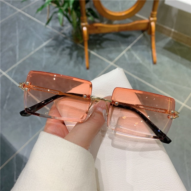 Square Frameless Clip Shades For Women Wholesale Retro Vintage Designer Fashion Sunglasses For Women And Man Alloy Golden Car
