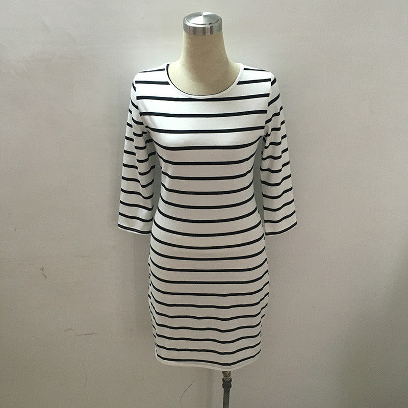 Spring Summer Women Round Neck Fashion Black and White Striped Long Sleeve Straight Plus Size Casual Dress