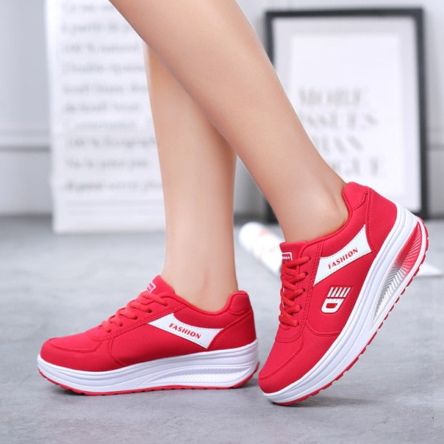 Women Sneakers Shoes Fashion Women Vulcanized Shoes High Quality Flats Shoes Women Walking platform Plus Size Zapatillas Mujer