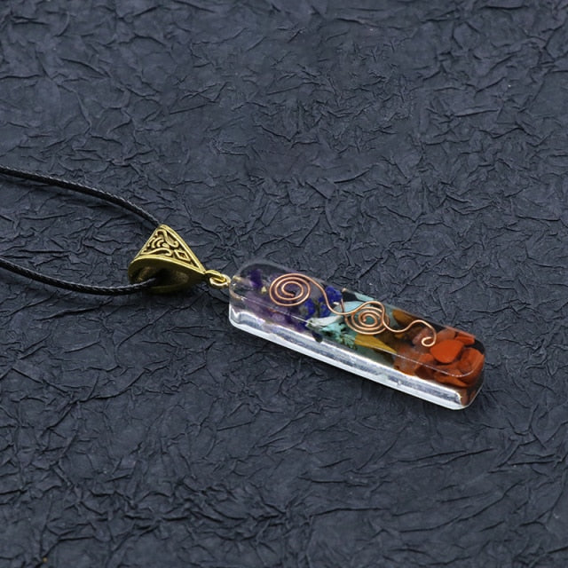 Retro Reiki Healing Colorful Chips Stone Natural Chakra Orgone Energy Pendant Necklace Pendulum Amulet Orgonite Crystal Necklace