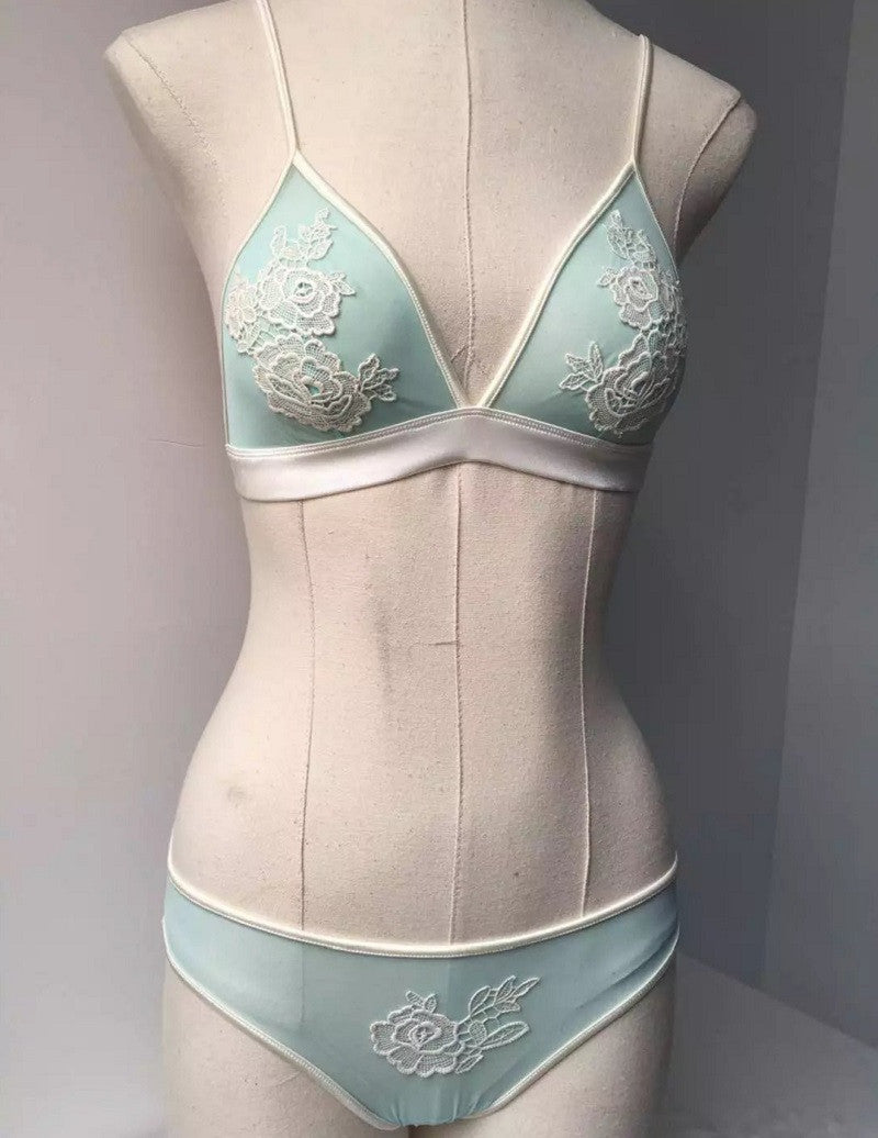 brand plus size ultrathin wireless underwear sets deep V-neck lace female sleepwear lingerie sexy women bra set S-XL BS173