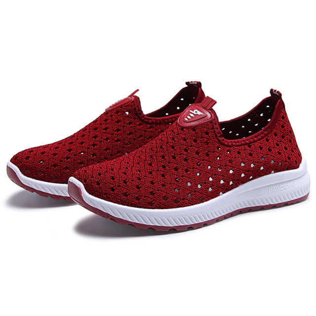 Sports shoes sneakers shoes fashion hollow out breathable leisure walk soft and comfortable